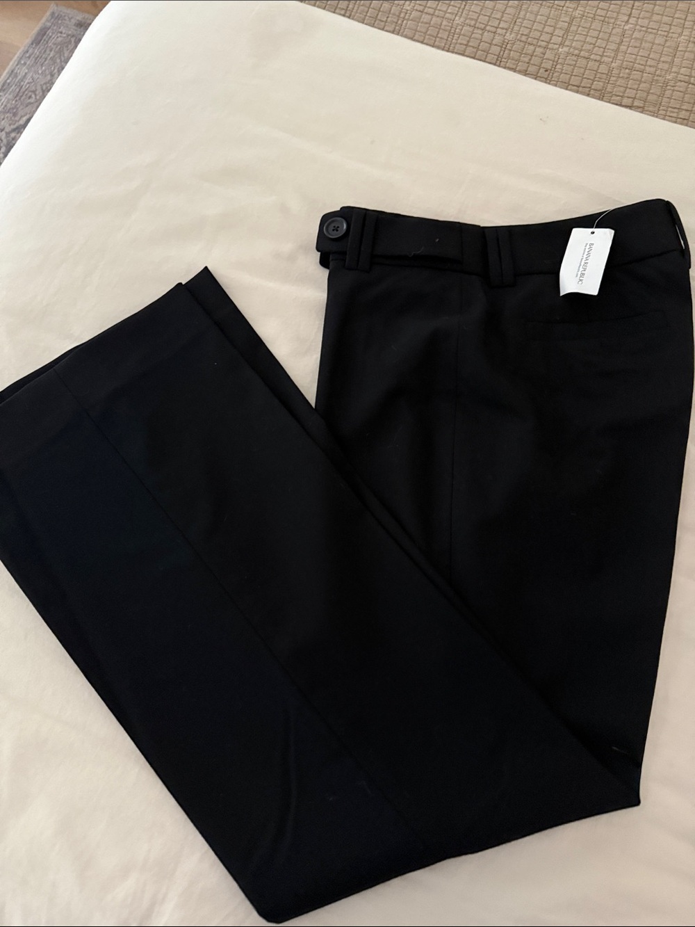 NWT Women’s Banana Republic Jackson fit black Pants - 2P